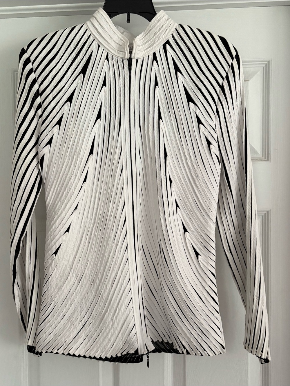 NWOT Obstinee by Ika Vintage Geometric Ribbon Mesh Zip Jacket Blouse 8